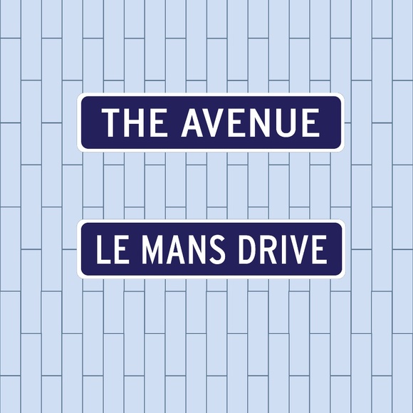 Saint Mary's College Le Mans Drive Street Sign - Picture 3 of 3